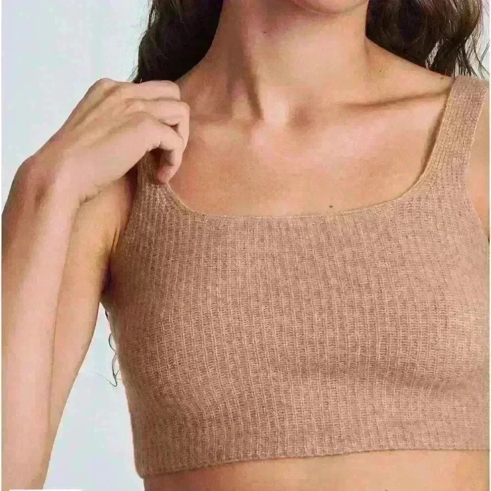 Everlane cozy knit stretch tank camel cropped